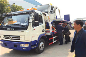 来安汽车道路救援拖车价格